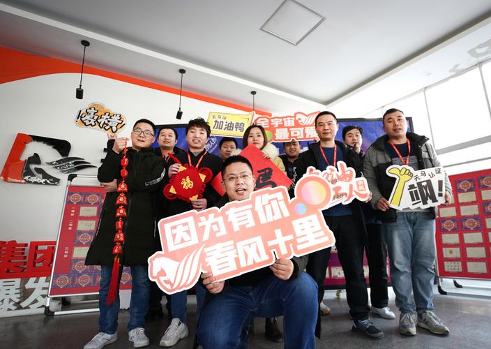 列范围经营),日用品,服装,鞋帽,针织纺品,家用电器,办公用品,电子产品